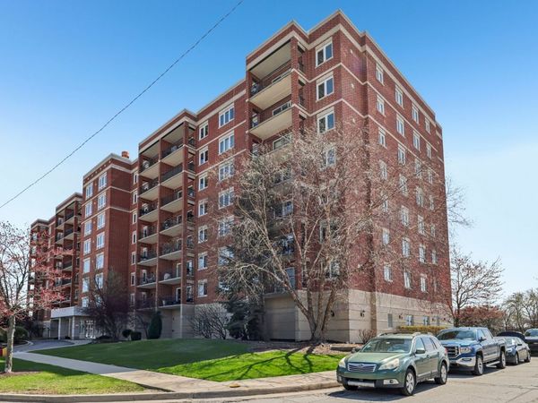 5555 N Cumberland Avenue , Unit 413, Chicago, IL 60656