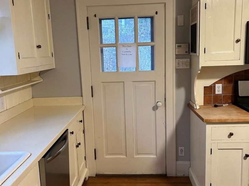 190 Mount Pleasant Avenue, Wyoming, OH 45215 Photo 12