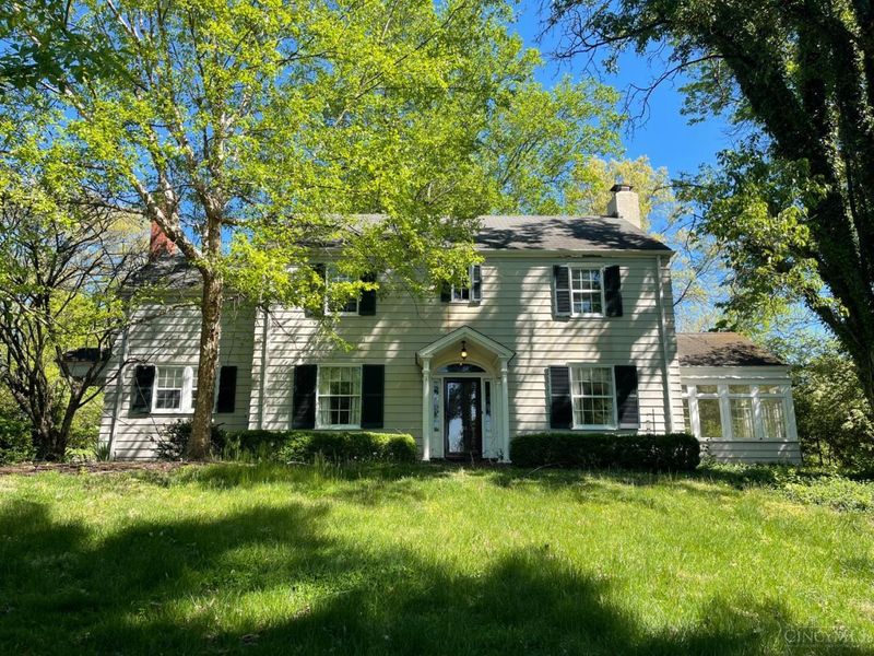 190 Mount Pleasant Avenue, Wyoming, OH 45215 Photo 2