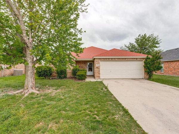 311 Charleston Drive , Anna, TX 75409