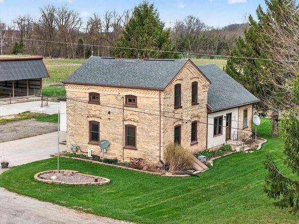 2342 State Highway 28, Kewaskum, WI 53040