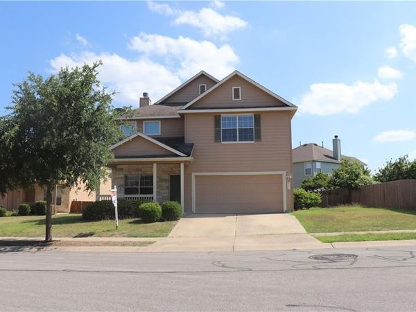 607 Fairmont DR , Georgetown, TX 78628