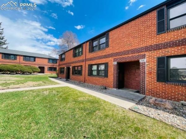 2443 Paseo Road, Colorado Springs, CO 80907