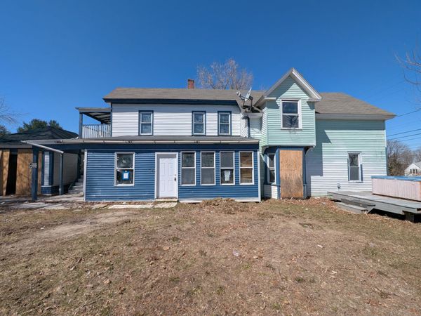 113 7th Street , Auburn, ME 04210