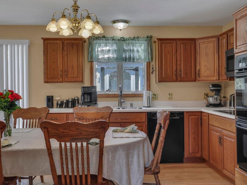 36050 Smith Chapel Road, Logan, OH 43138 Photo 21