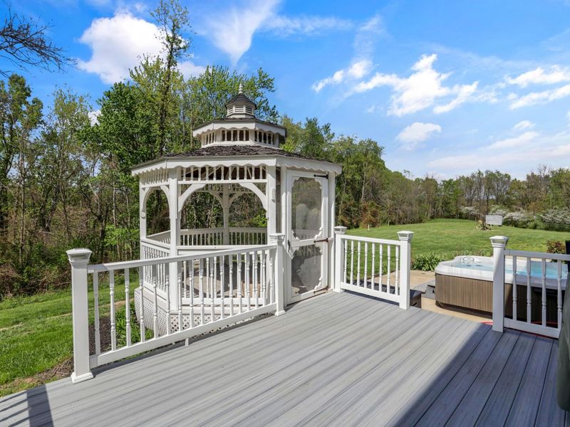 36050 Smith Chapel Road, Logan, OH 43138 Photo 66