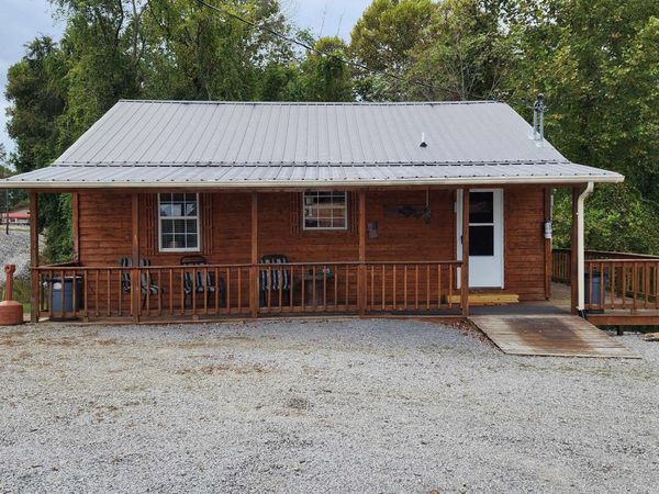 228 Bill Hunter Rd , Celina, TN 38551