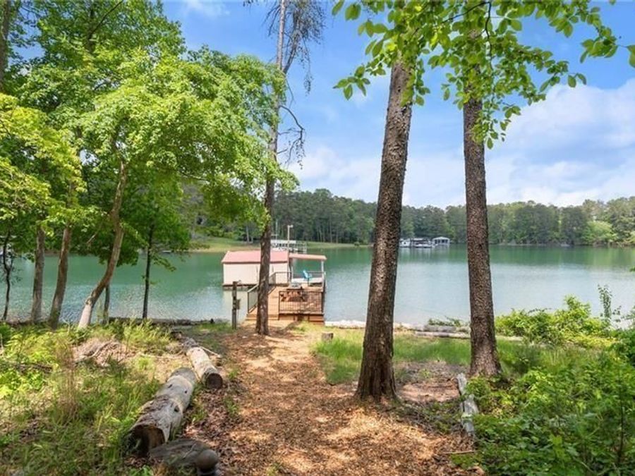 Property Image 101