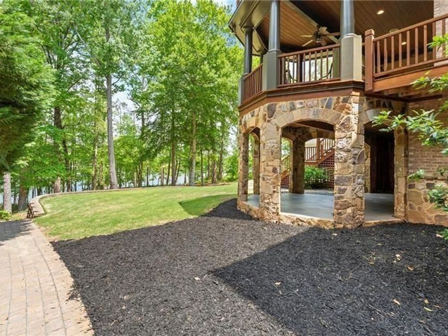 Property Image 92