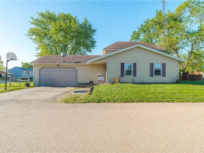 220 Racer Street, Troy, OH 45373 Photo 12