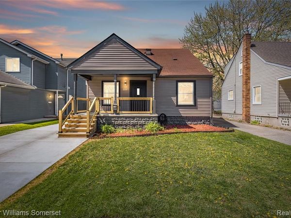 23377 Carlisle Avenue, Hazel Park, MI 48030