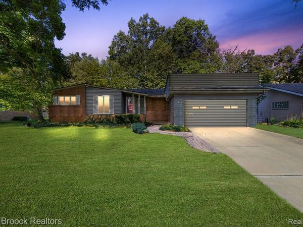 966 Woodlea Street , Birmingham, MI 48009