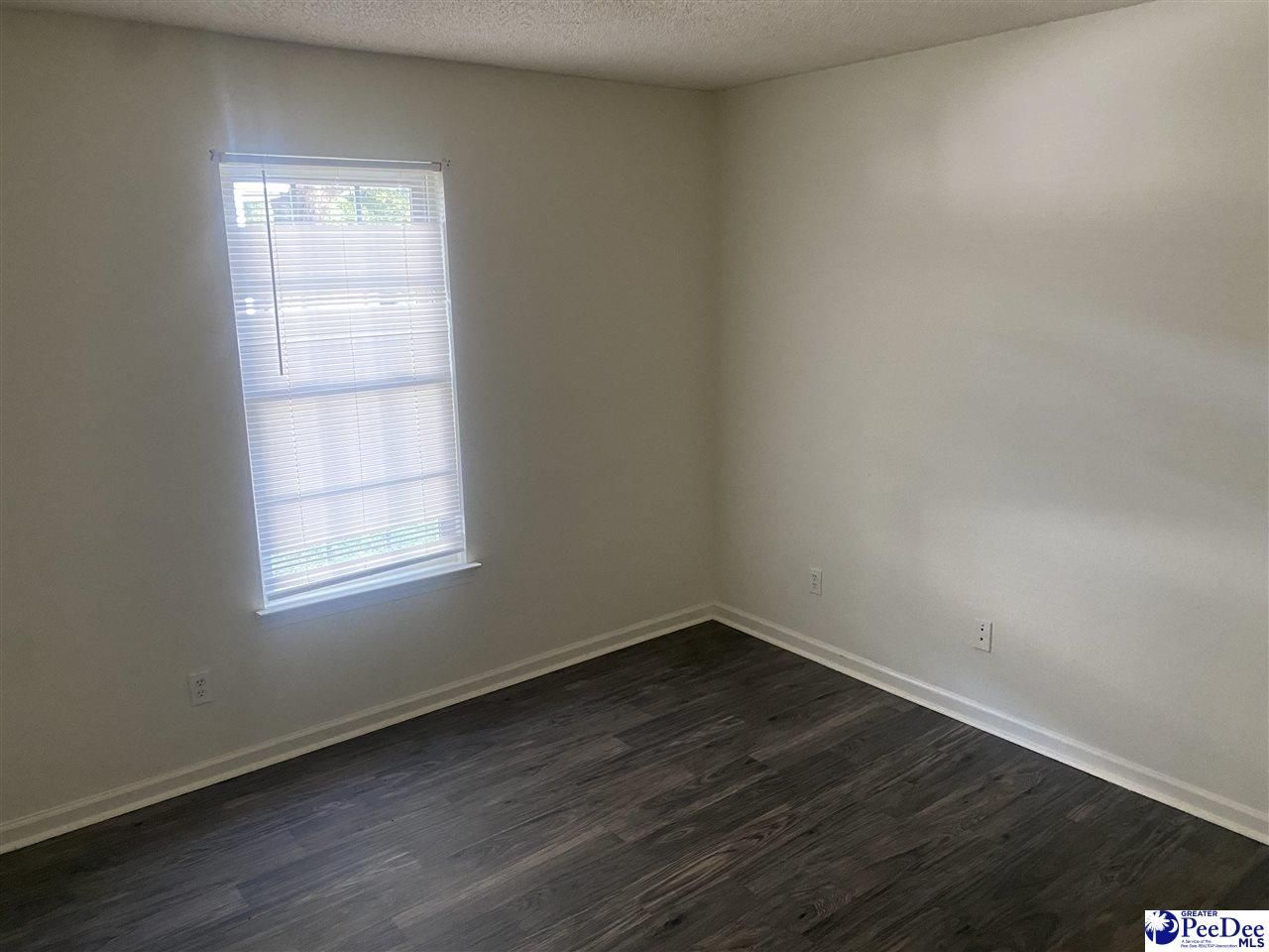 1309 Waverly Avenue Photo 12