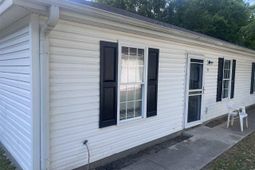 1309 Waverly Avenue photo 4