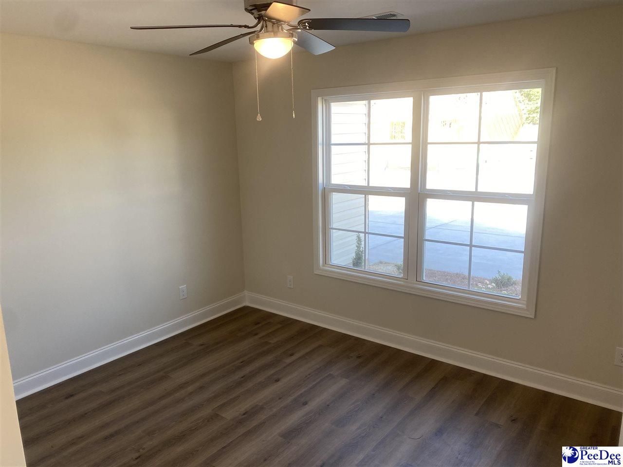 3718 Cantle St Photo 6