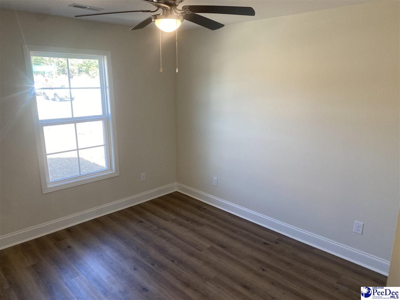 3718 Cantle St Photo 7