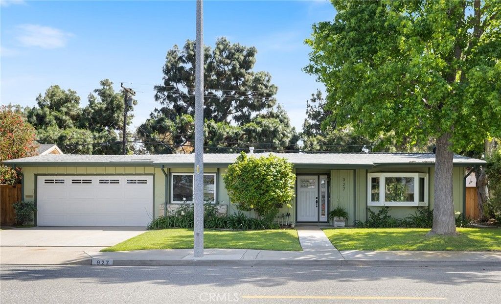 927 Presidio, Costa Mesa, CA 92626 Main Photo