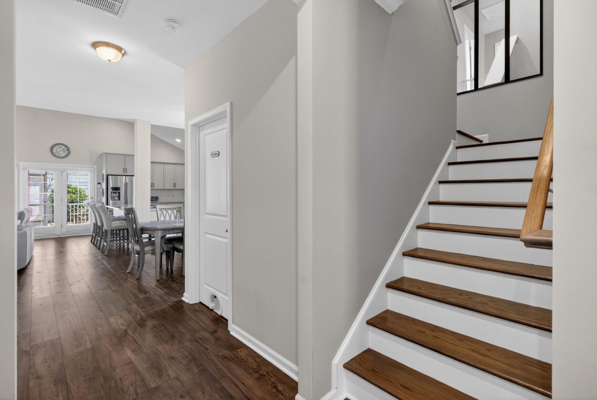 118 Angelica Avenue Photo 25