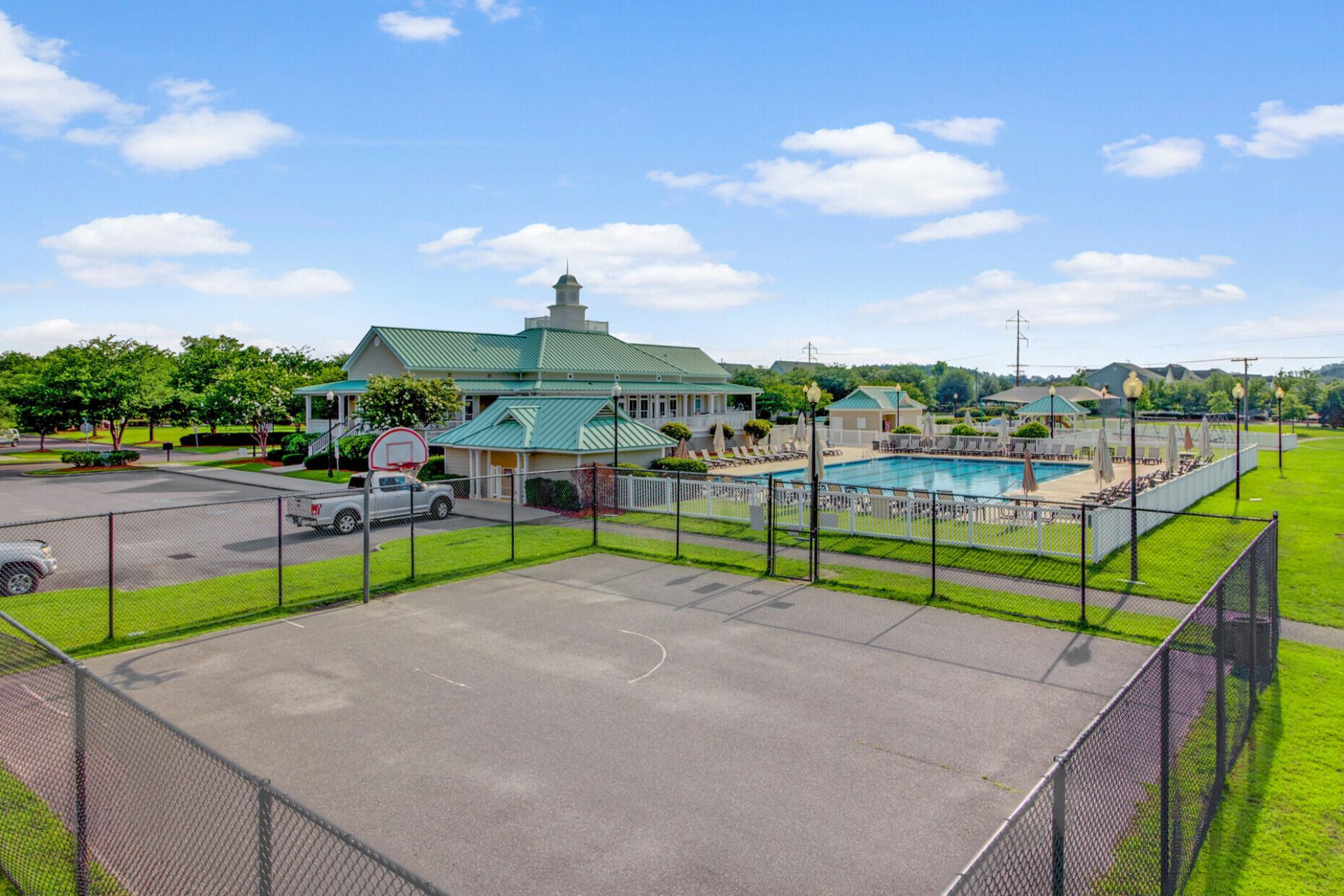 118 Angelica Avenue Photo 65