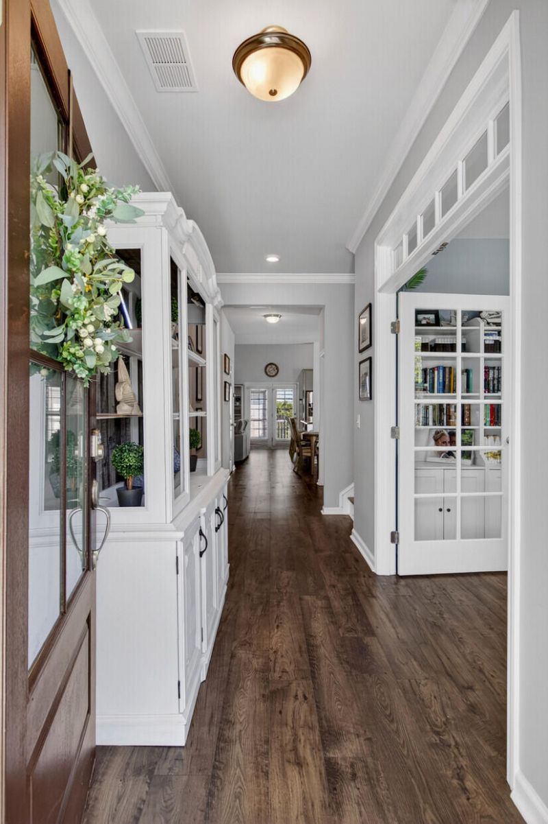 118 Angelica Avenue Photo 7