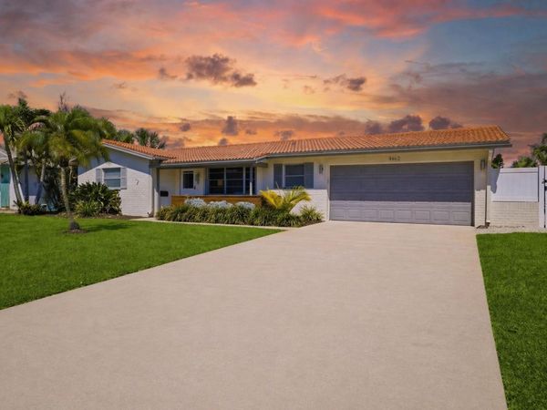 4462 39TH STREET S, ST PETERSBURG, FL 33711