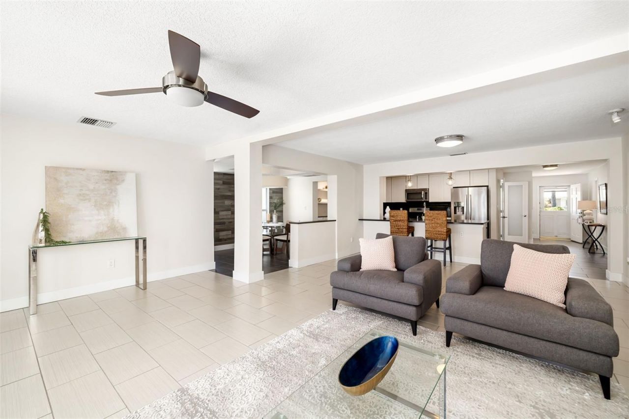 4462 39th Street S, Saint Petersburg, FL 33711 Photo