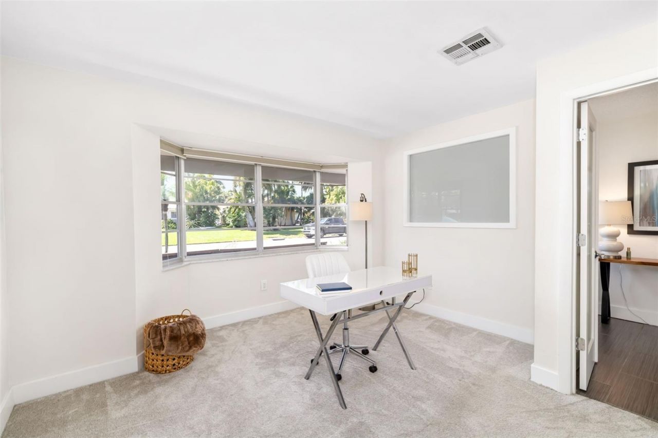 4462 39th Street S, Saint Petersburg, FL 33711 Photo