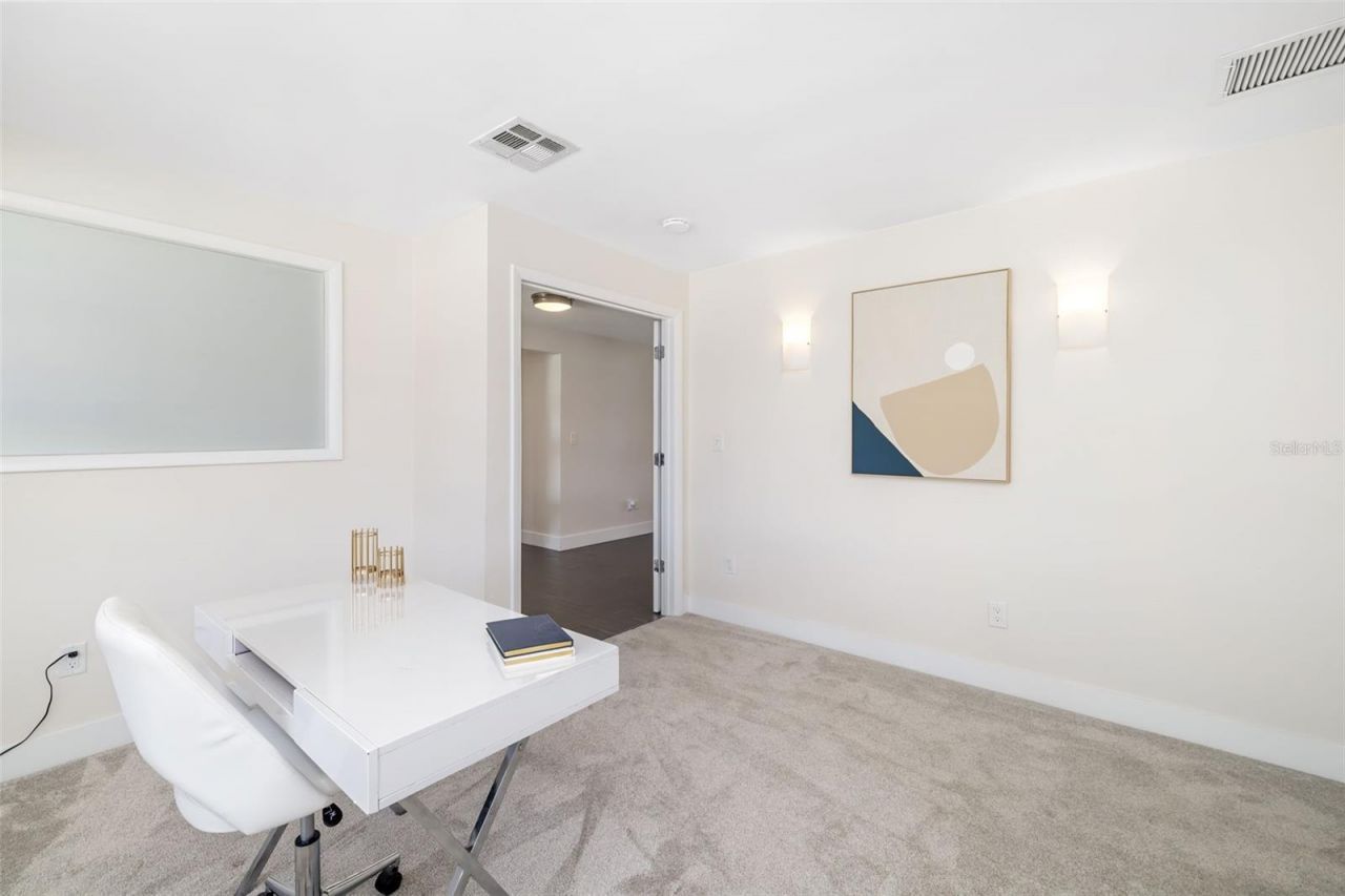4462 39th Street S, Saint Petersburg, FL 33711 Photo