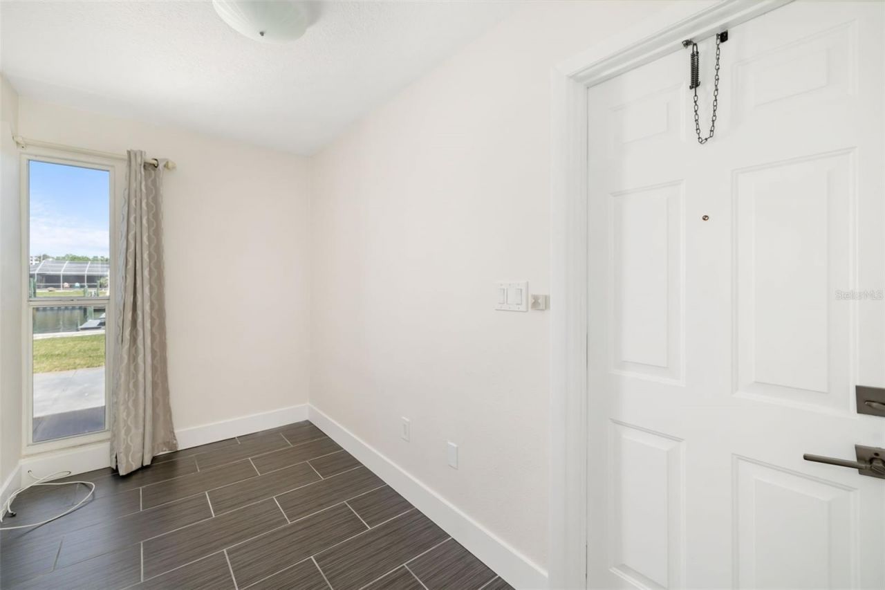 4462 39th Street S, Saint Petersburg, FL 33711 Photo