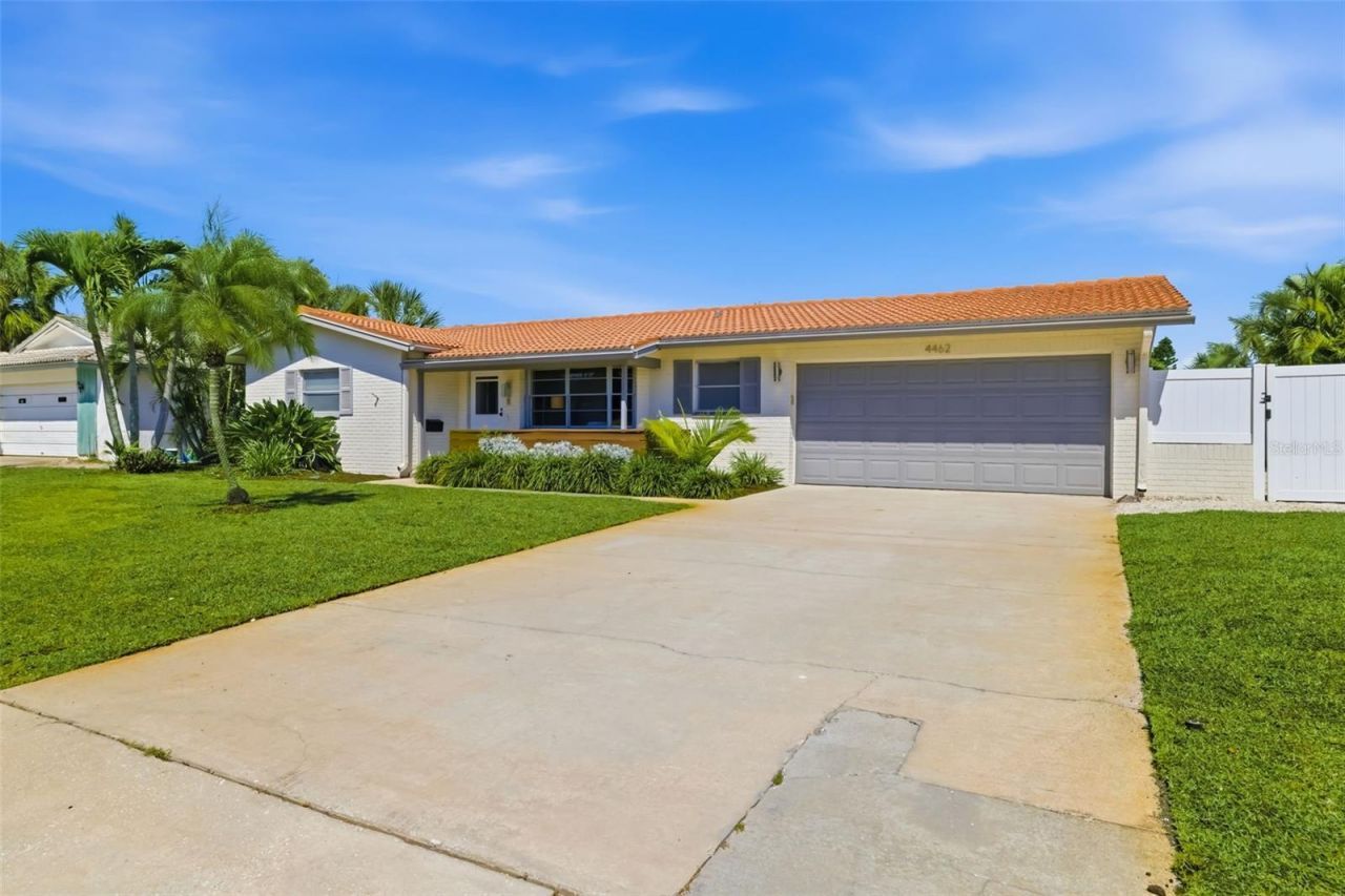 4462 39th Street S, Saint Petersburg, FL 33711 Photo