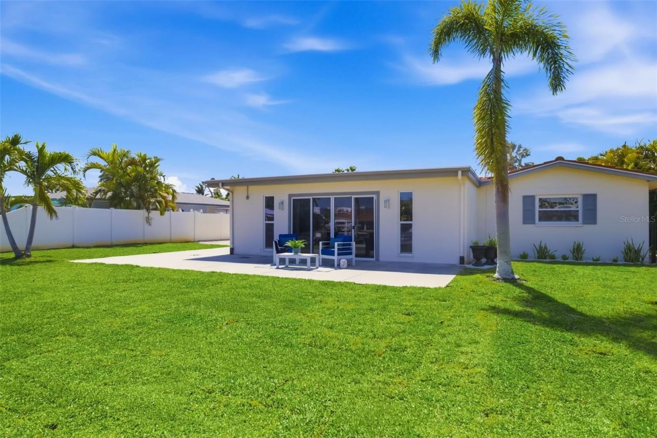 4462 39th Street S, Saint Petersburg, FL 33711 Photo