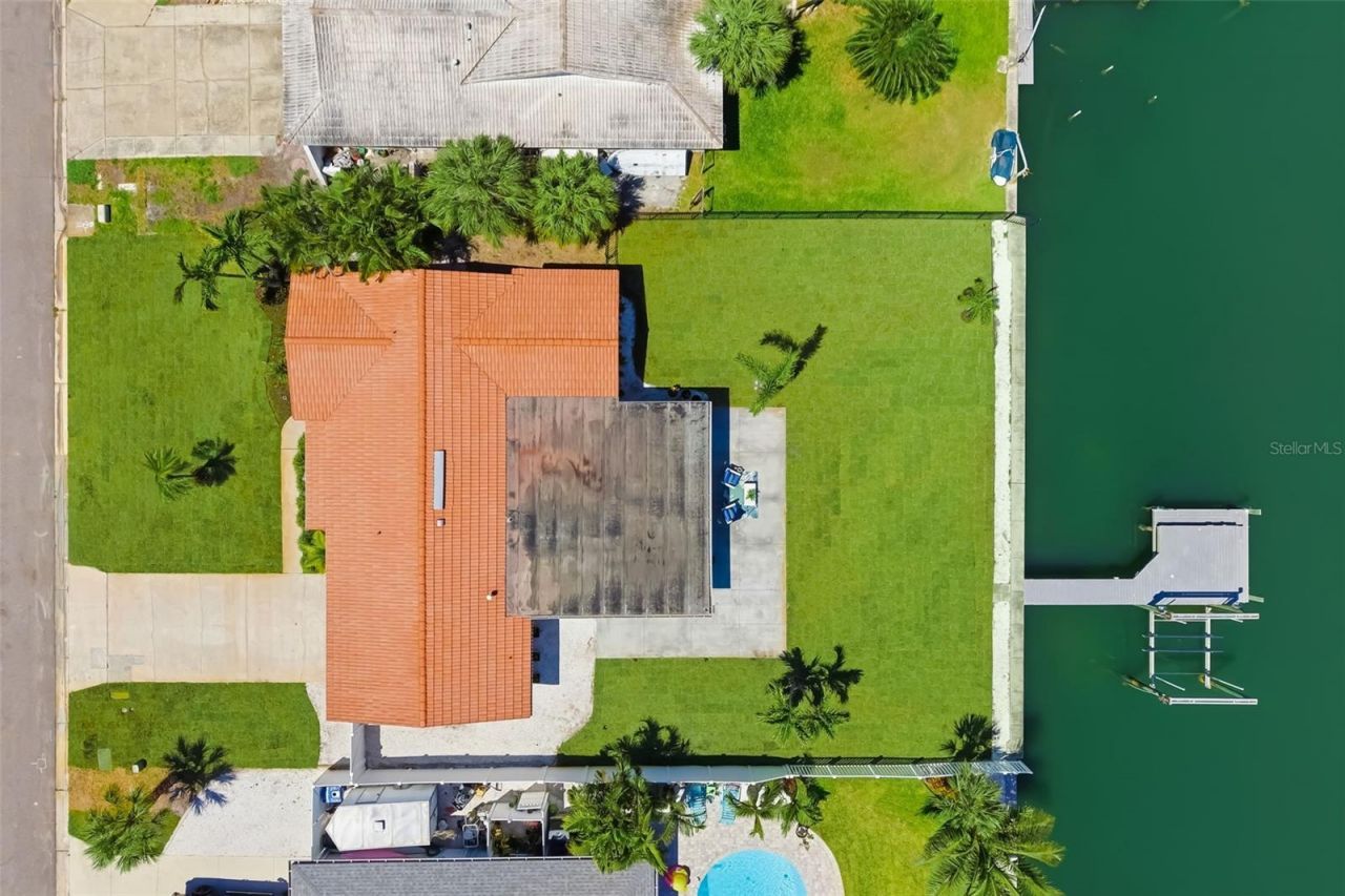 4462 39th Street S, Saint Petersburg, FL 33711 Photo