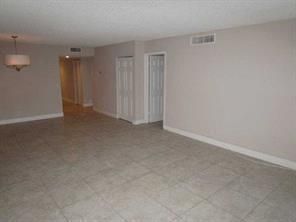 158 Lakeview Drive, Weston, FL 33326 Photo