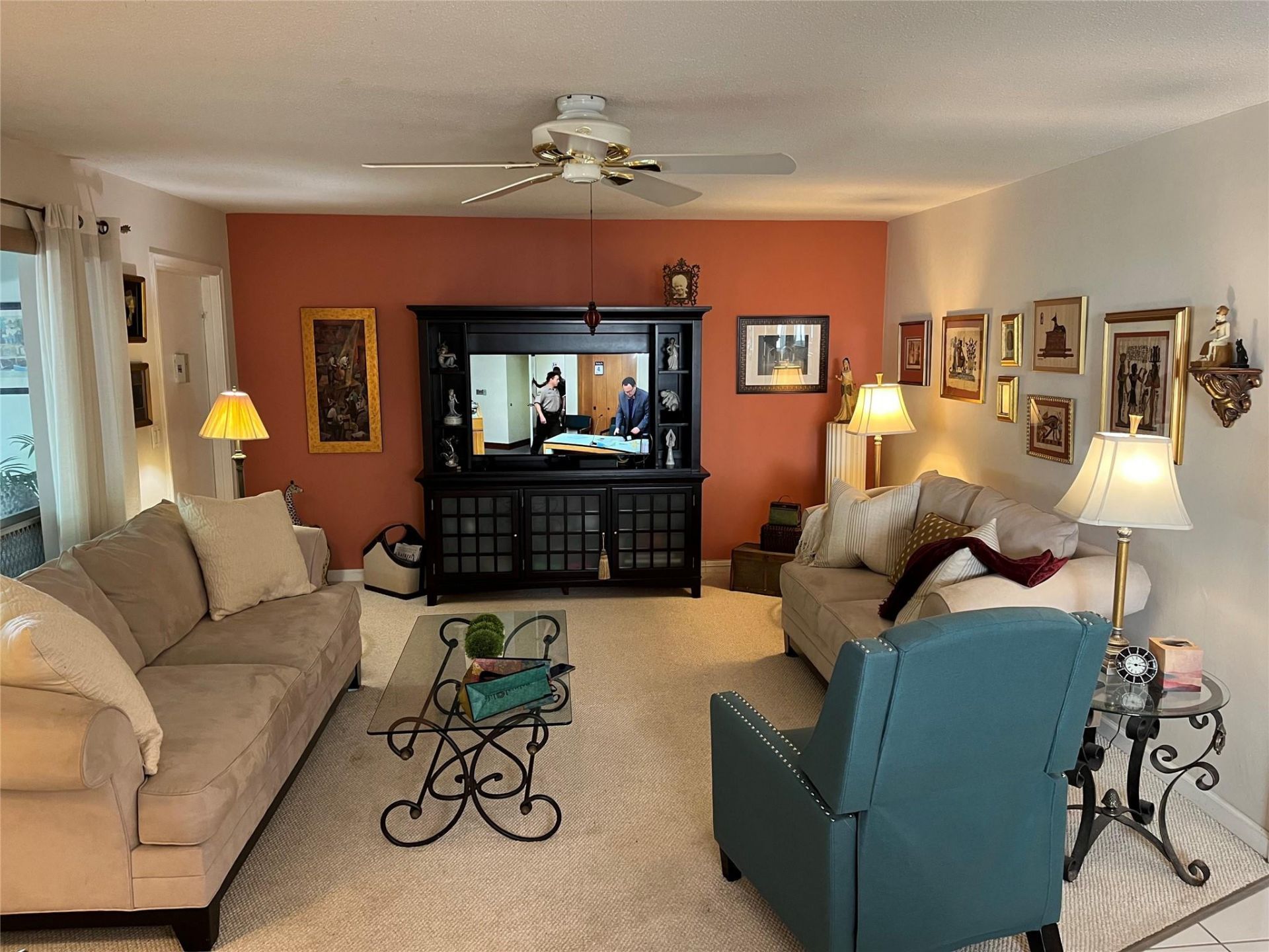 412 S Luna Court, Unit 2, Hollywood, FL 33021 Photo