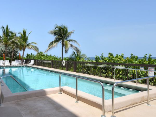 510 N Ocean Boulevard, Unit R-15, Pompano Beach, FL 33062