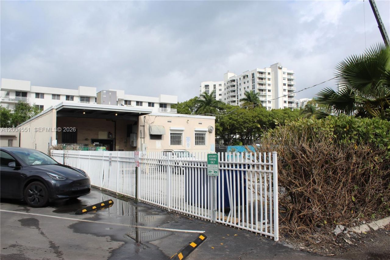 1661 West Ave, Miami Beach, FL 33139 Photo