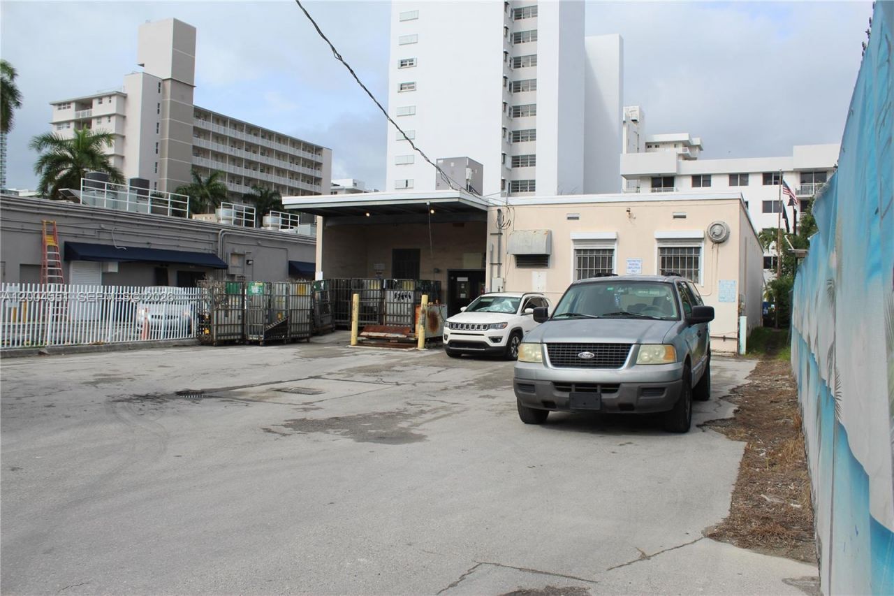 1661 West Ave, Miami Beach, FL 33139 Photo
