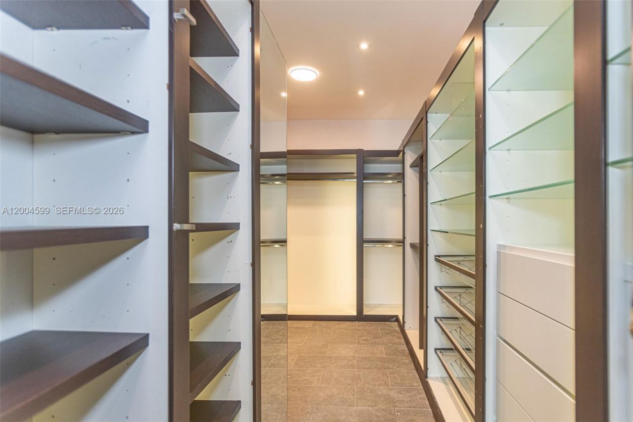 2440 N Shore Ter, Miami Beach, FL 33141 Photo