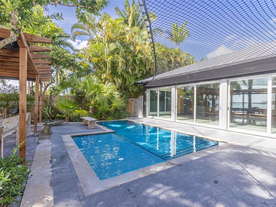 Property Image 50