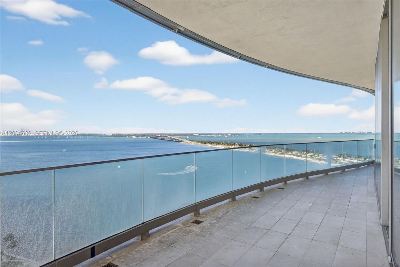 175 SE 25th Rd, Unit 1404, Miami, FL 33129 Photo