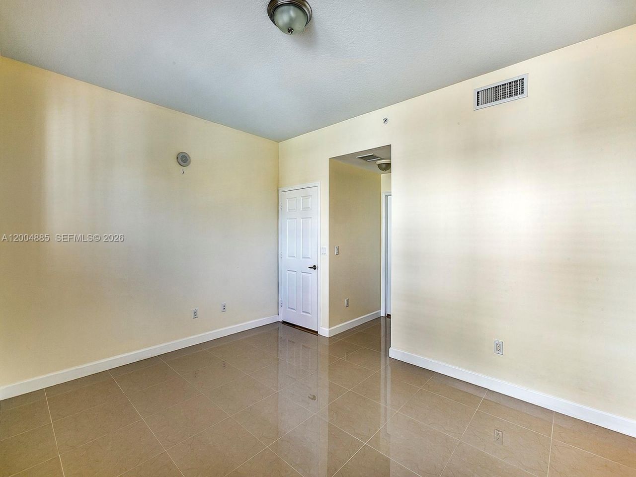 8390 SW 72nd Ave , Unit 423, Miami, FL 33143 Photo