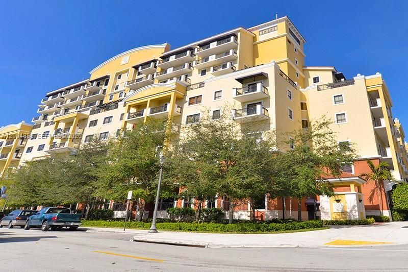 8390 SW 72nd Ave , Unit 423, Miami, FL 33143 Photo