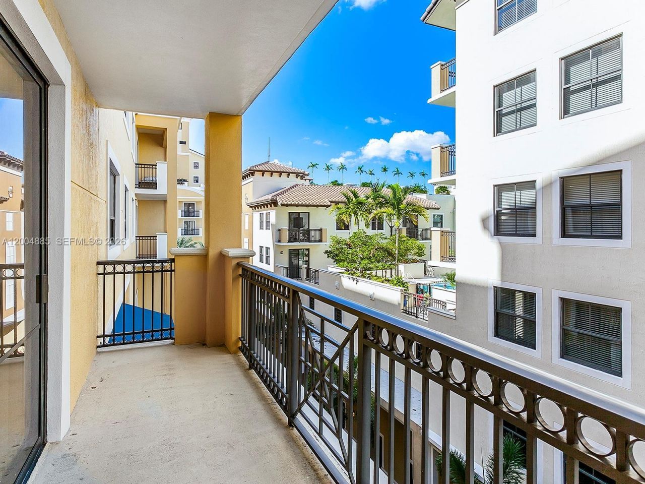 8390 SW 72nd Ave, Unit 423, Miami, FL 33143 Photo
