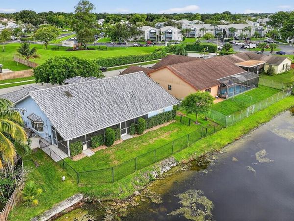 7891 NW 90th Ave , Tamarac, FL 33321