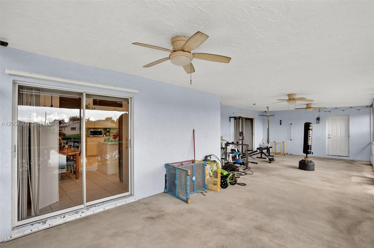 7891 NW 90th Ave , Tamarac, FL 33321 Photo
