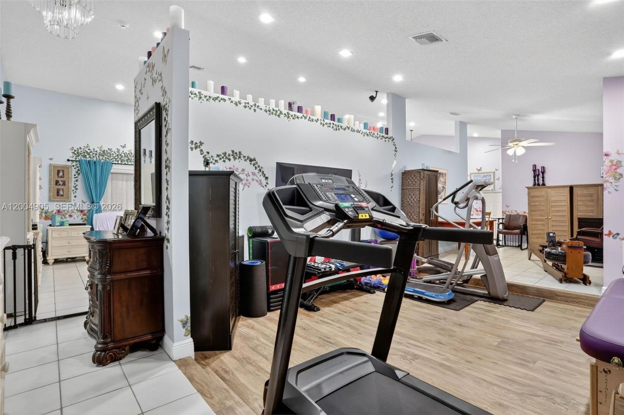 7891 NW 90th Ave , Tamarac, FL 33321 Photo