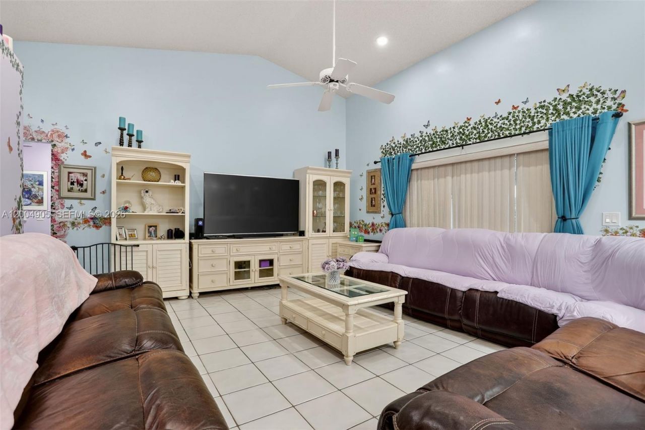 7891 NW 90th Ave , Tamarac, FL 33321 Photo
