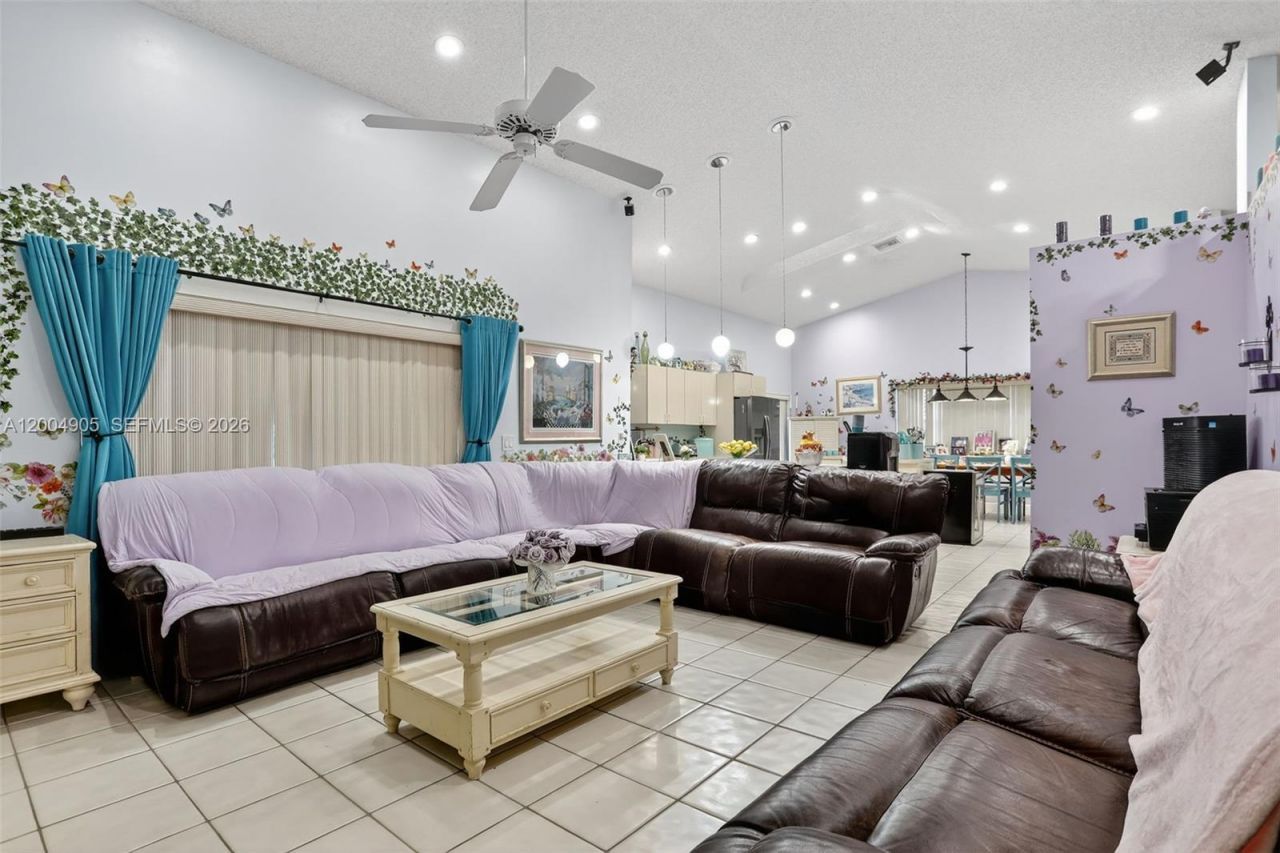 7891 NW 90th Ave , Tamarac, FL 33321 Photo