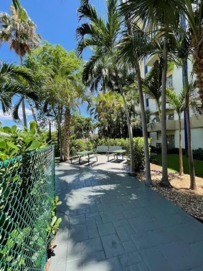 4550 NW 9th St, Unit 803E, Miami, FL 33126 Photo