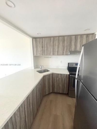 4550 NW 9th St, Unit 803E, Miami, FL 33126 Photo